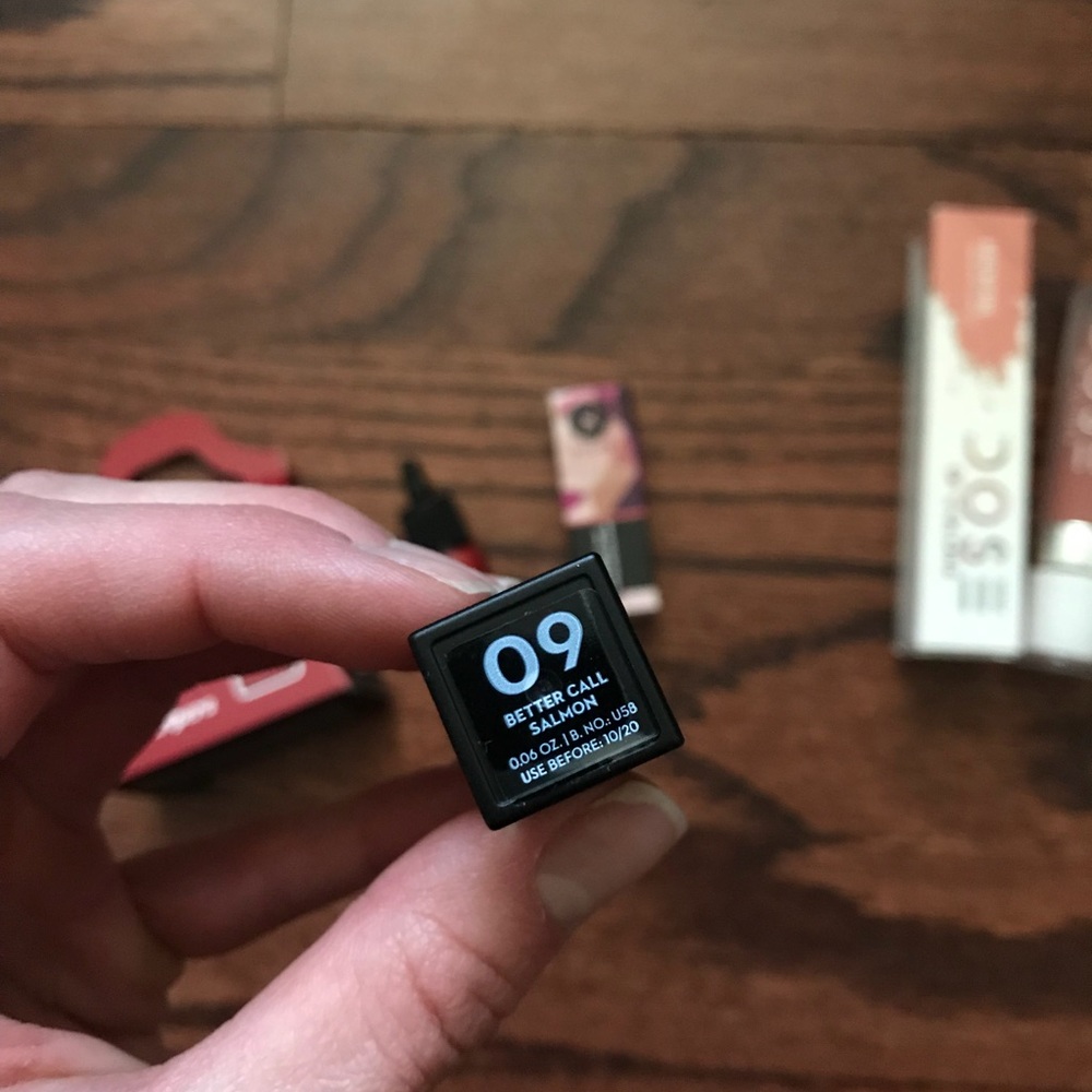 Makeup bundle - Picture 4 of 8